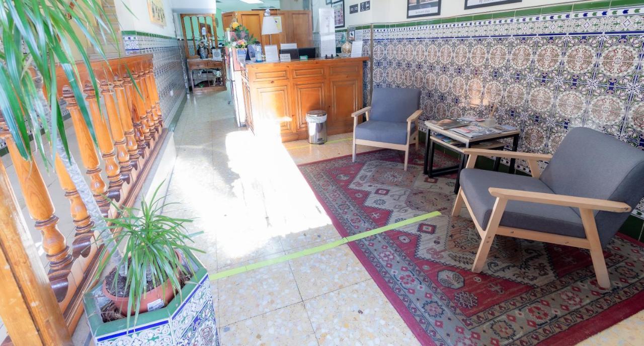 Casa De Huespedes Carabanchel By Vivere Stays Madryt Zewnętrze zdjęcie