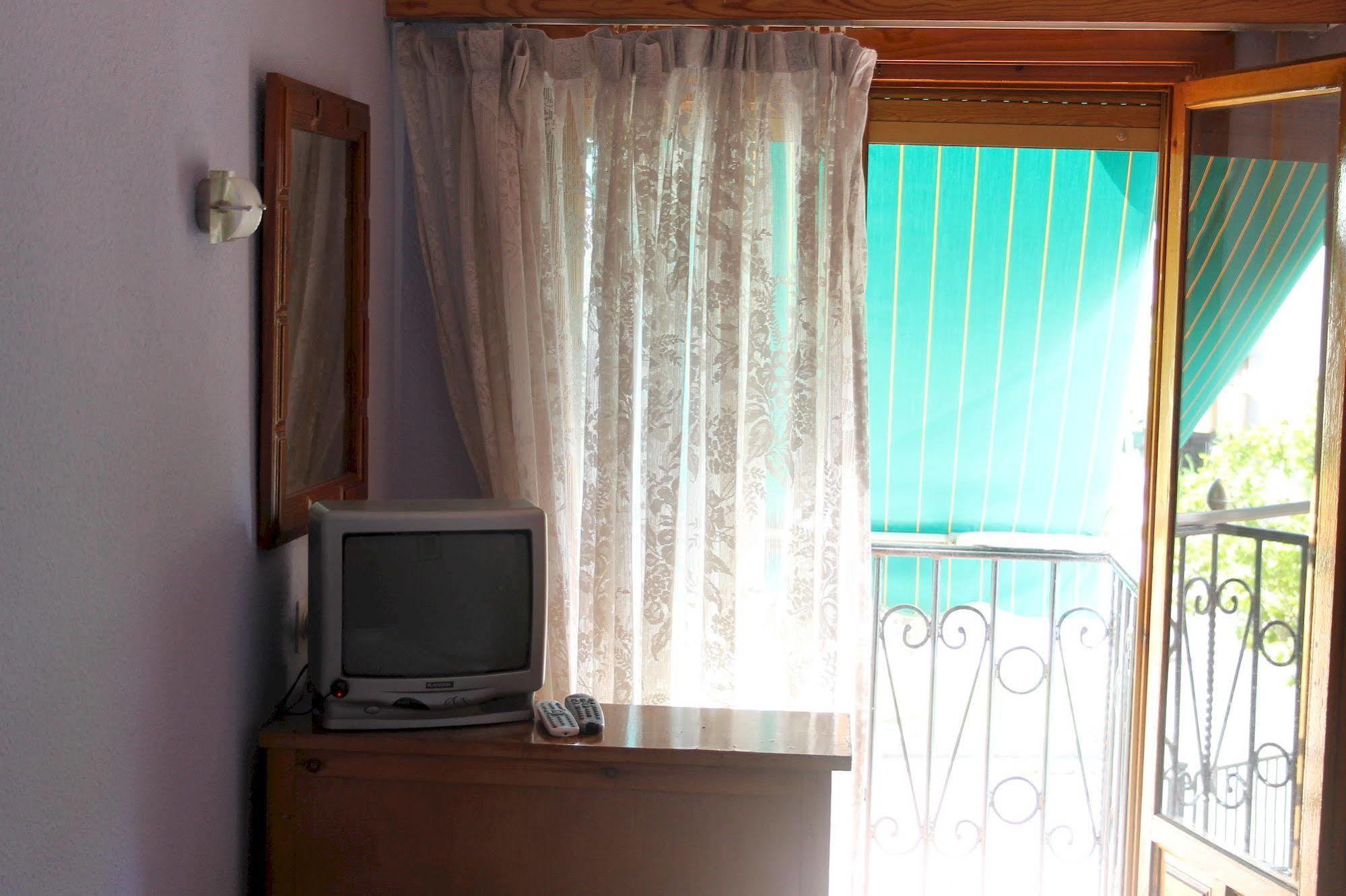 Casa De Huespedes Carabanchel By Vivere Stays Madryt Zewnętrze zdjęcie