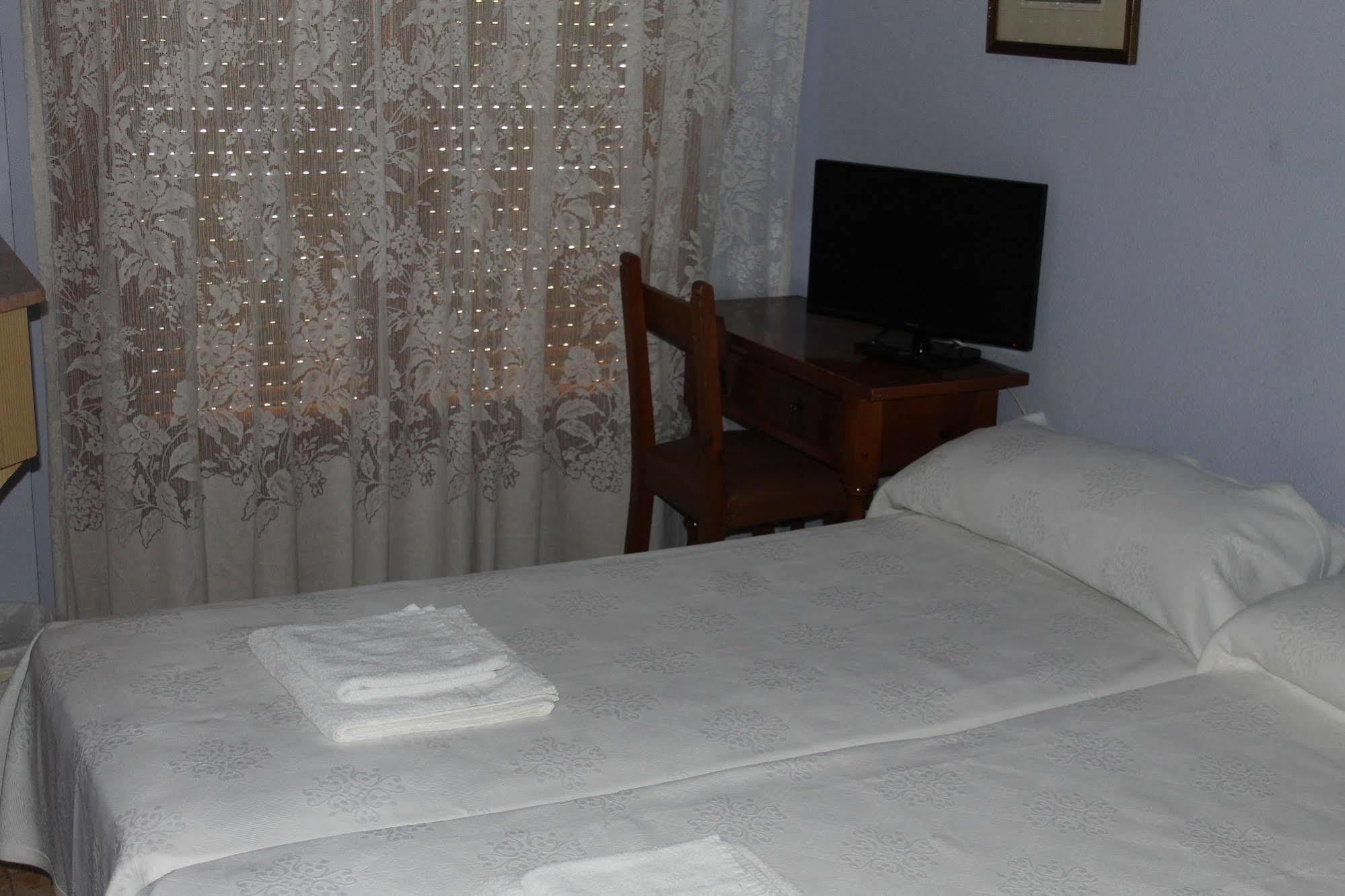 Casa De Huespedes Carabanchel By Vivere Stays Madryt Zewnętrze zdjęcie