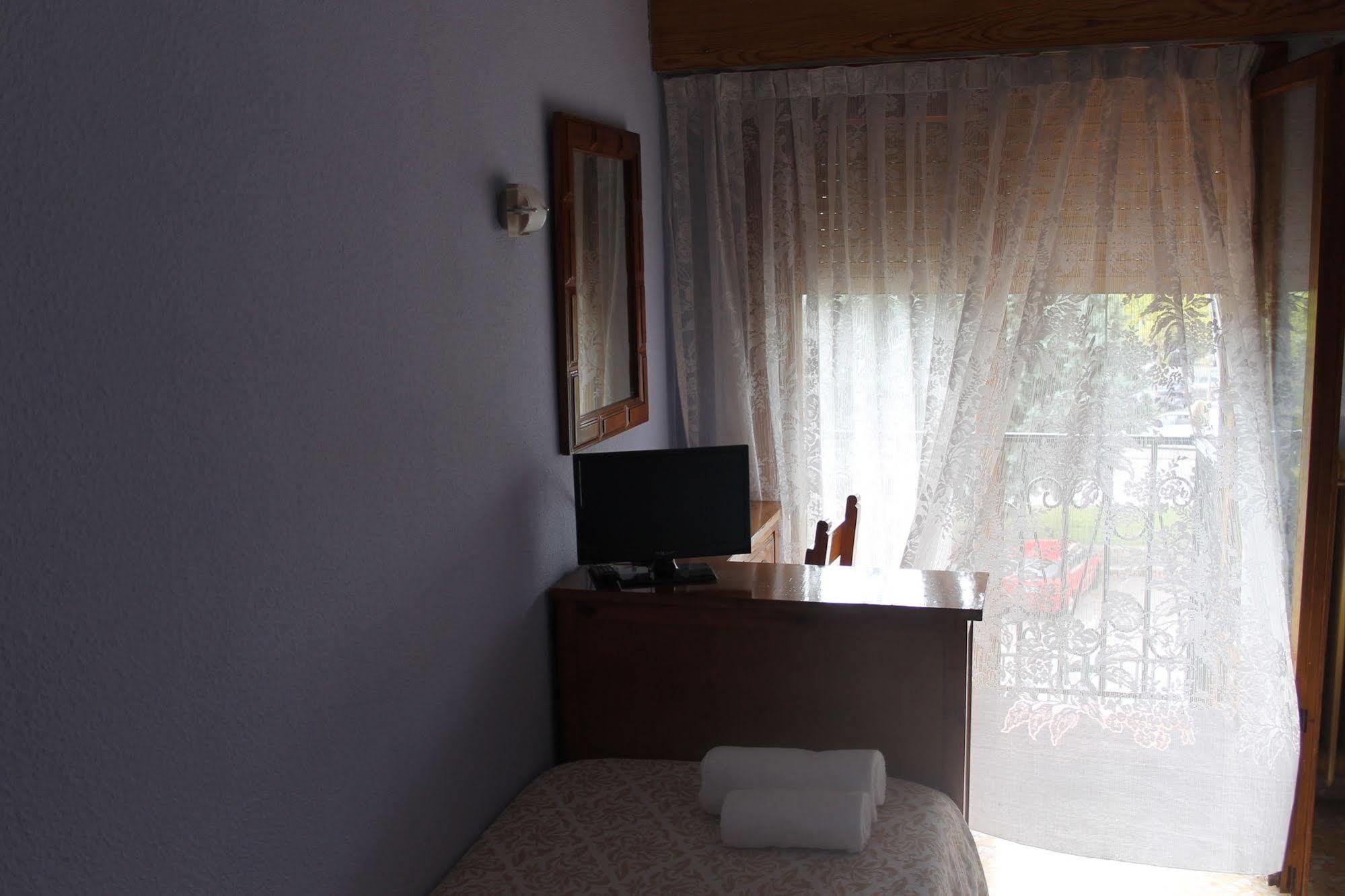 Casa De Huespedes Carabanchel By Vivere Stays Madryt Zewnętrze zdjęcie